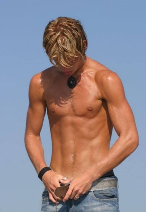 Shirtless Blonde Boys Shirtless Blonde Boys