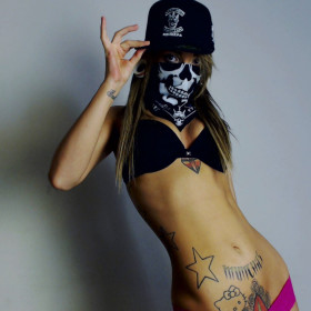 Skull Scarf Cap Black Bra Hello Kitty Tattoo Abdomen X Skull Scarf Cap Black Bra Hello Kitty Tattoo Abdomen X