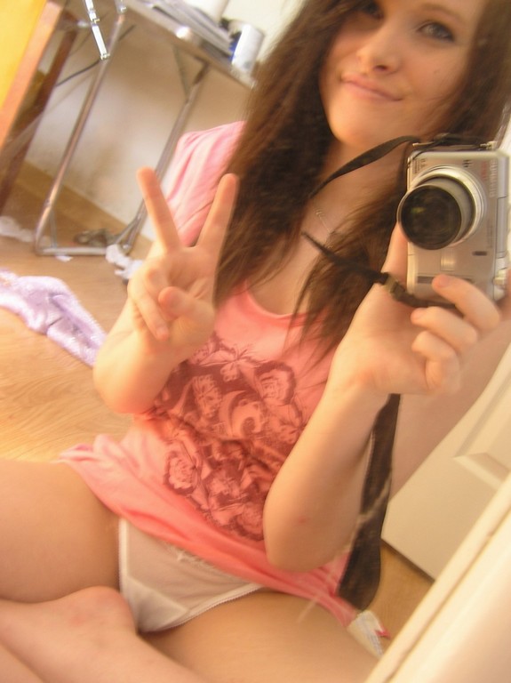 Teen Self Shot Girlfriend Teen Self Shot Girlfriend