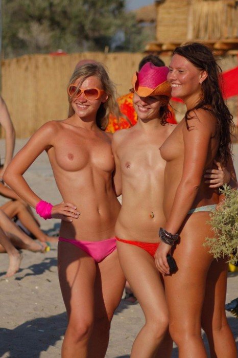 Topless French Beach Women Topless French Beach Women
