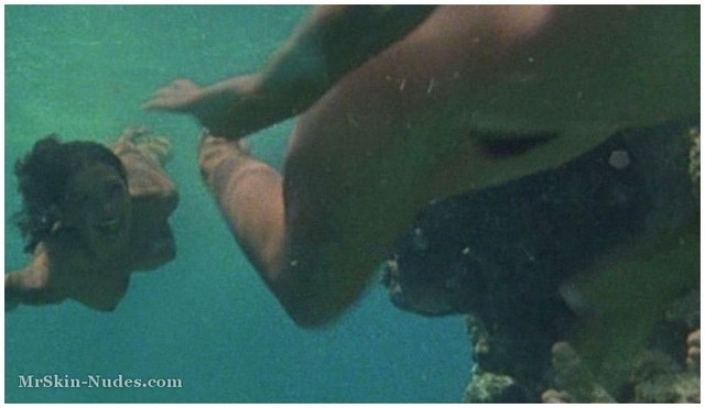 Topless Phoebe Cates Nude