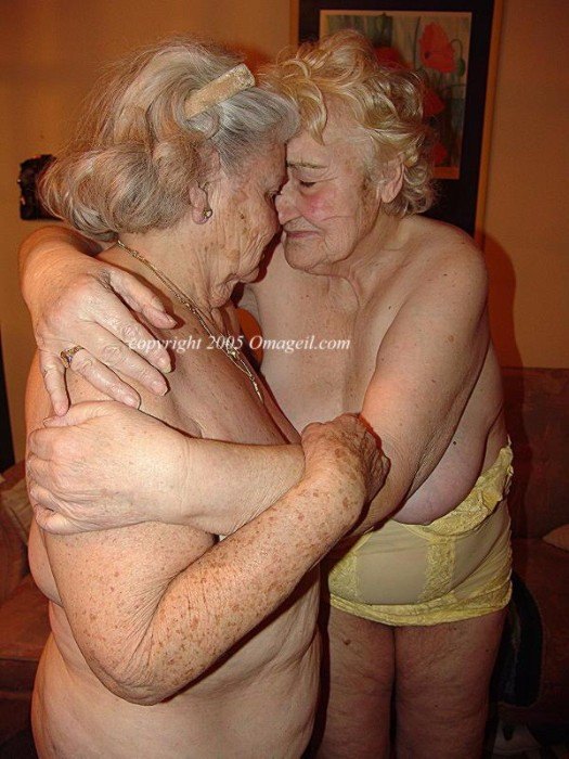 Very Old Oma Geil Granny Lesbians Very Old Oma Geil Granny Lesbians