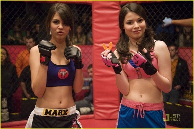 Victoria Justice Miranda Cosgrove Icarly