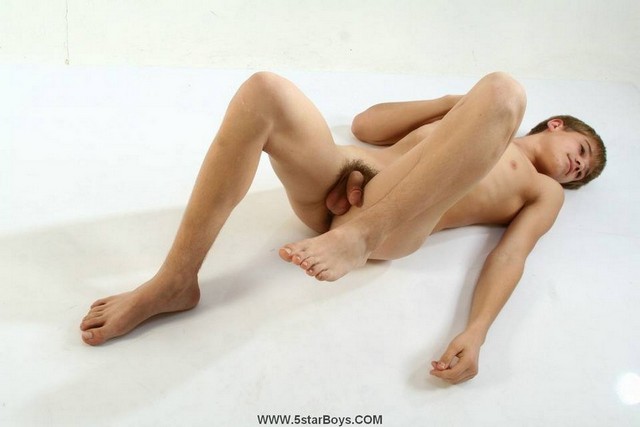 18 Year Old Boy Nude Models