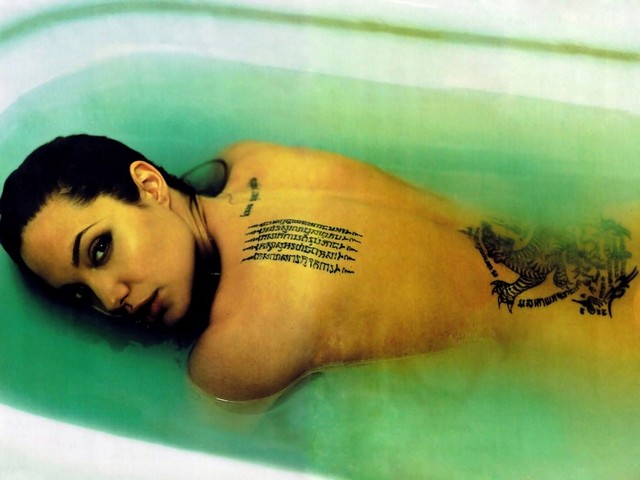 Angelina Jolie In Hot Tub Angelina Jolie In Hot Tub