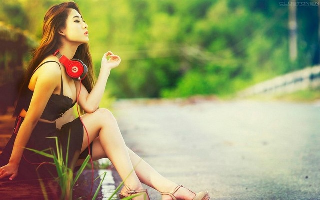Asian Tits Heels Legs Monster Beats Doctor Dre Studio Girl Headphones Road Asian Tits Heels Legs Monster Beats Doctor Dre Studio Girl Headphones Road