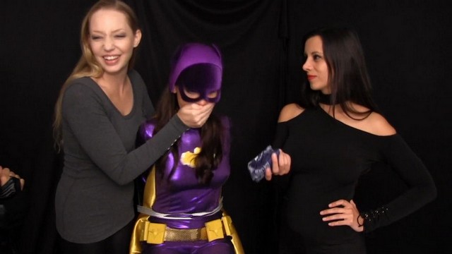 Batgirl Cali Logan Superheroine In Peril Batgirl Cali Logan Superheroine In Peril