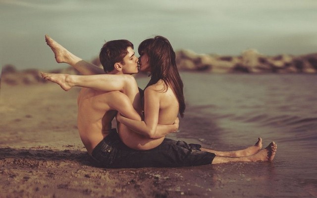 Beautiful Couple Sex On Beach